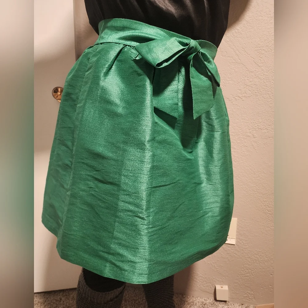 Crown & Ivy green taffeta skirt - Picture 1 of 13